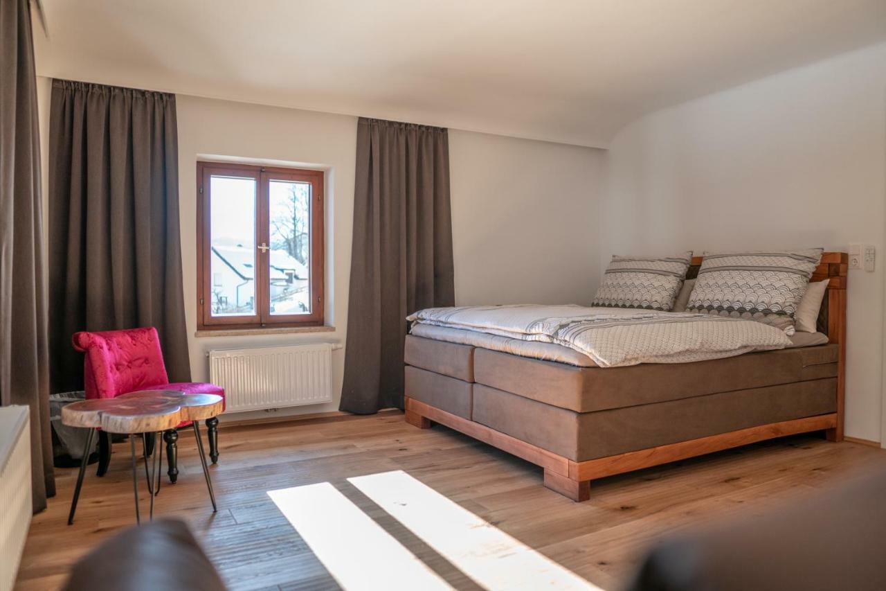 Traditionell-Modernes Haus In Hoetting Innsbruck Eksteriør billede